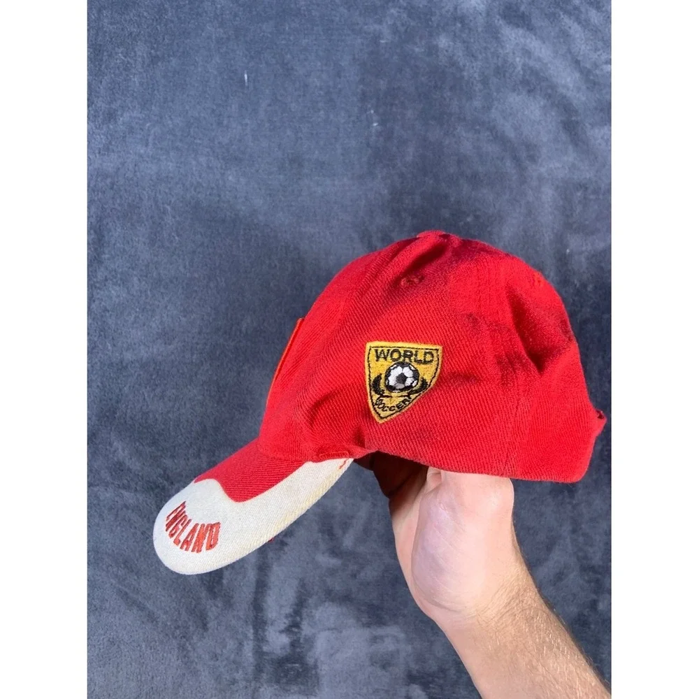 World Soccer Three Lions Crest Hat England‎ Football Cap Adjustable Red Cotton